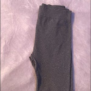 grey leggings